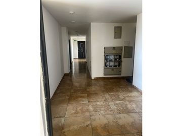 SE VENDE Y SE ARRIENDA APARTAMENTO EN BARRIO BOSTON