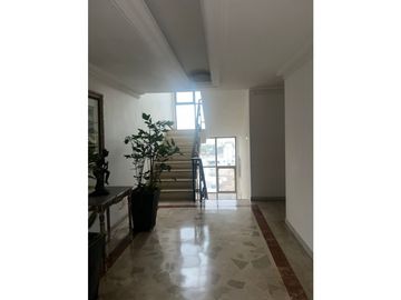 SE VENDE APARTAMENTO EN ZONA EXCLUSIVA DE LA CIUDAD