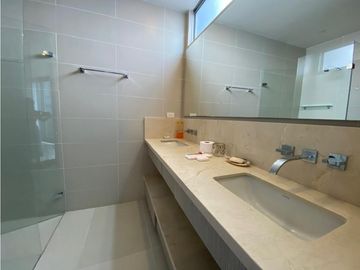 SE VENDE/ARRIENDA APARTAMENTO AMOBLADO EN ZONA NORTE
