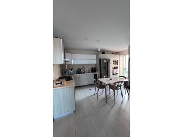 SE VENDE LUJOSO APARTAMENTO DUPLEX