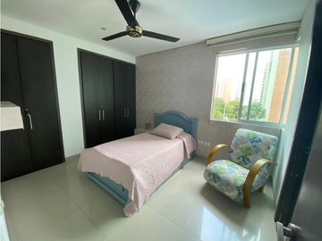 SE VENDE APARTAMENTO CON EXCELENTE UBICACION AL NORTE DE LA CIUDAD