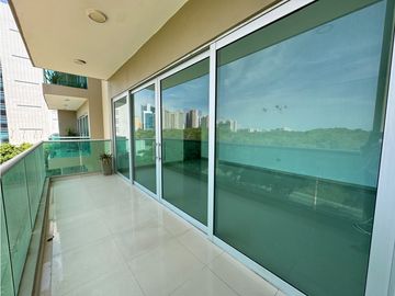 SE ARRIENDA HERMOSO APARTAMENTO MUY CERCA A MALL PLAZA