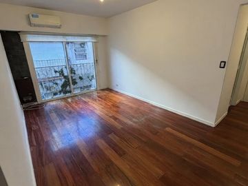 Alquiler departamento de 2 ambientes Vicente Lopez excelente ubicación  Con cochera Movible