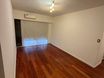 Alquiler departamento de 2 ambientes Vicente Lopez excelente ubicación  Con cochera Movible