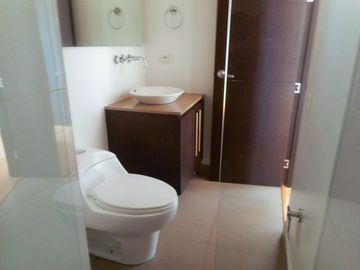 Apartamento en arriendo de 2 hab. en Santa Barbara, Bogotá