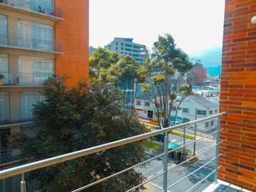 Apartamento en arriendo de 2 hab. en Santa Barbara, Bogotá