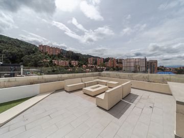 Apartamento en arriendo de 1 hab. en Cedritos, Bogotá