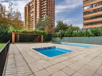 Exclusivo departamento, excelente distribución y vista despejada en Barrio Noruega.