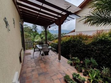 Casa en venta de 4 hab. en palermo, Manizales