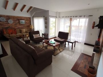 Casa en venta de 4 hab. en palermo, Manizales