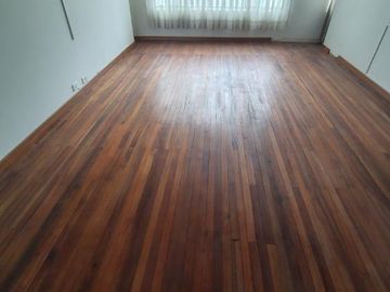 Casa en venta de 4 habitaciones con patio en Bogotá, La Soledad.