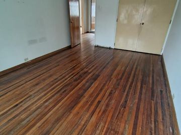 Casa en venta de 4 habitaciones con patio en Bogotá, La Soledad.