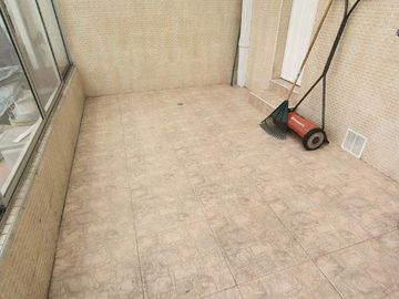 Casa en venta de 4 habitaciones con patio en Bogotá, La Soledad.