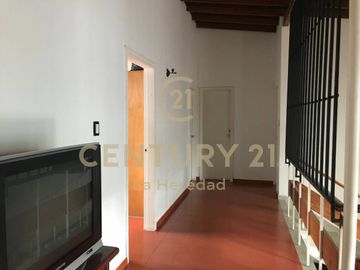 VENTA DE CASALOTE  EN PRADO CENTRO MEDELLIN