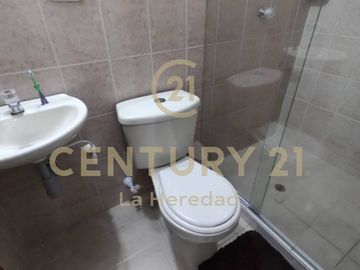 VENDO CASA EN SIMON BOLIVAR