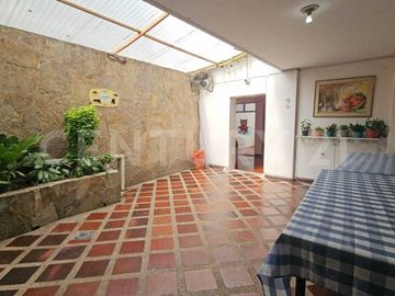 CASA VENTA SANTA RITA OESTE CALI