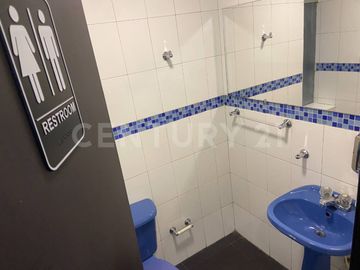 SE ARRIENDA BODEGA COMERCIAL – CHAPINERO / BARRIO SAN LUIS