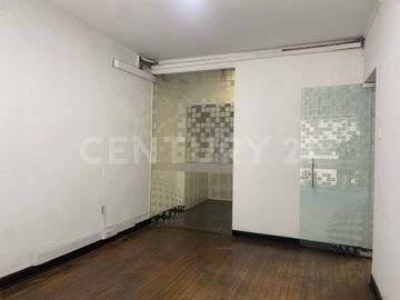 SE ARRIENDA BODEGA COMERCIAL – CHAPINERO / BARRIO SAN LUIS