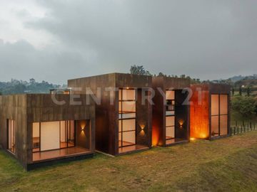 VENDO CASA_FINCA  EN SANTA ELENA