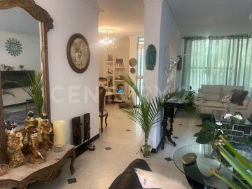 Venta Casa Lote en La Castellana Medellín
