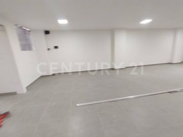 RENTO LOCAL COMERCIAL EN  SECTOR SURAMERICANA MEDELLIN