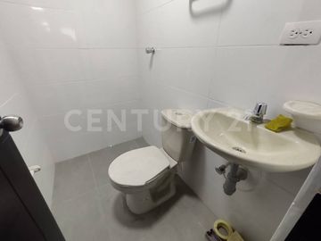 RENTO LOCAL COMERCIAL EN  SECTOR SURAMERICANA MEDELLIN