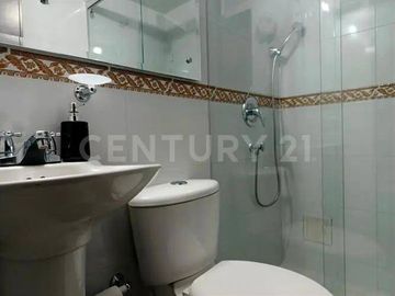 Casa bifamiliar en Modelia con potencial de renta