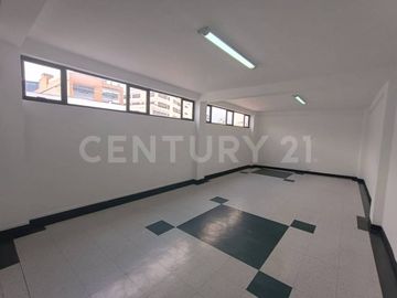 ARRIENDO OFICINAS CASA CASTELLANA