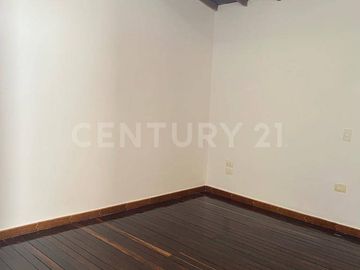 ¡Bienvenidos a una oportunidad única en el Barrio Boston de Medellín!