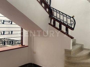 ¡Bienvenidos a una oportunidad única en el Barrio Boston de Medellín!