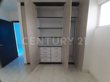 ALQUILER OFICINA EN TEQUENDAMA