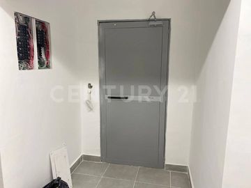ALQUILER BODEGA - OFICINAS - CONSULTORIOS EN VERSALLES