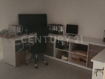 ALQUILER BODEGA - OFICINAS - CONSULTORIOS EN VERSALLES