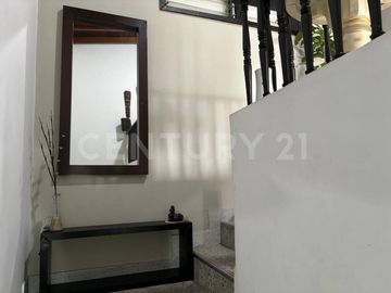Venta Casa en Segundo Piso, en  Simon Bolivar Medellín