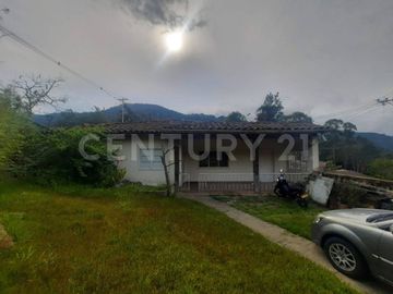 VENDO ESPACIO COMERCIAL VIA AL MAR