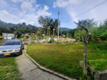 VENDO ESPACIO COMERCIAL VIA AL MAR