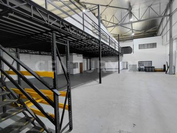 Alquiler Bodega Poblado Barrio Colombia