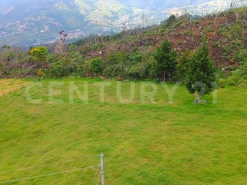 VENDO  LOTE EN CERROS DEL CORCOVADO CORREGIMIENTO SAN CRISTOBAL