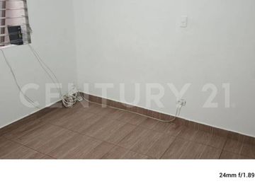 VENDO CASA EN SANTA MONICA