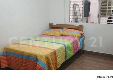 VENDO CASA EN SANTA MONICA
