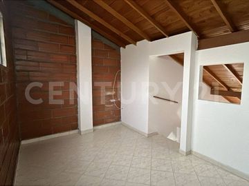 VENTA APARTAMENTO DUPLEX EN BARRIO SAN JAVIER MEDELLIN