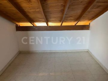 VENTA APARTAMENTO DUPLEX EN BARRIO SAN JAVIER MEDELLIN
