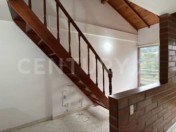 VENTA APARTAMENTO DUPLEX EN BARRIO SAN JAVIER MEDELLIN