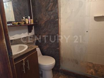VENDO CASA UNIFAMILIAR EN GUAYABAL