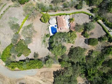 VENDO CASAFINCA, CERCA A SANTA FE DE ANTIOQUIA