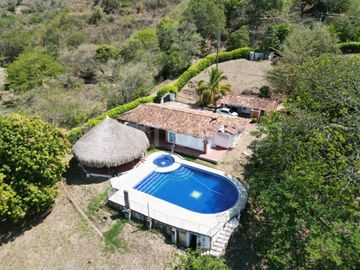 VENDO CASAFINCA, CERCA A SANTA FE DE ANTIOQUIA