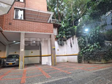 RENTO APARTAMENTO EN EXCLUSIVO EN EL POBLADO