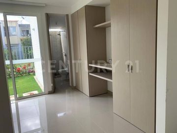 SE VENDE CASA EN EL CASTILLO JAMUNDI