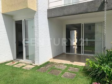 SE VENDE CASA EN EL CASTILLO JAMUNDI