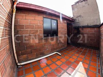 VENDO  APARTAMENTO EN PRADO CENTRO MEDELLIN